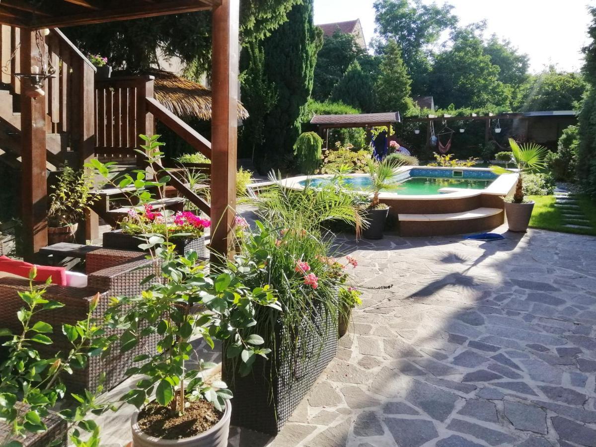 Apartmany Aranka Zatec  Exterior photo